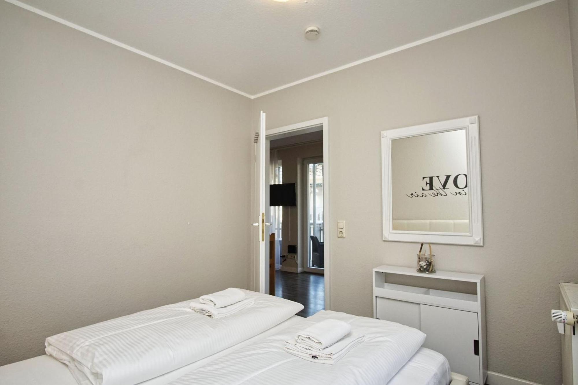 Villa Buskam FeWo 27, inklusive Sauna und Schwimmbadnutzung im AHOI Sellin Goehren  Exterior foto